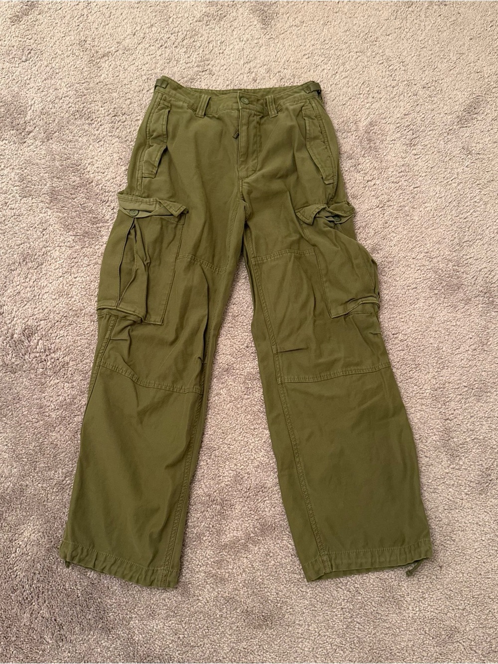 Aritzia Olive Green Straight-Leg Cargo Pants